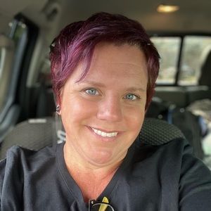 Meet your Posher, Carla